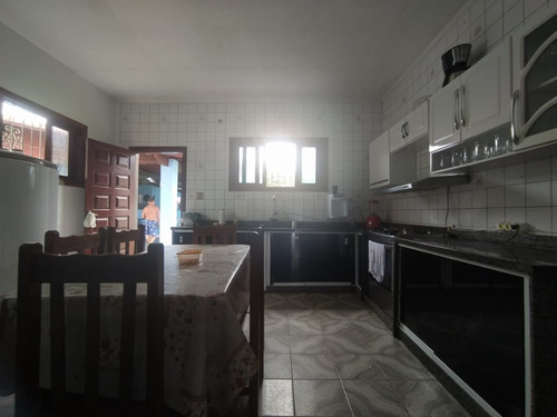 Imagem 15 de 30 de Chácara No Bairro São Fernando Em Itanhaém, Com Salão De Jogos, Piscina, Área Gourmet Com Churrasqueira, Canil, Campo De Futebol, Árvores Frutíferas, Aceita Entrada Mais Parcelas