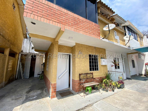 Townhouse En Venta En La Entrada Naguanagua Carabobo 2420862 P