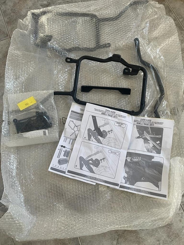 Imagen 4 de 5 de Soportes Maletas Laterales Givi Para Benelli 502 Trk/trk X