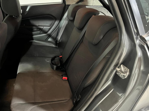 Ford Fiesta Kinetic Design 1.6 Se Plus Powershift 120cv
