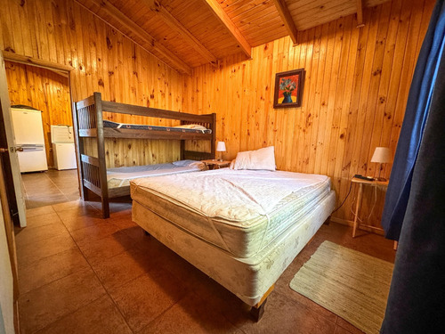 Excelente Casa, Sector Residencial, Embalse Machicura Colbún