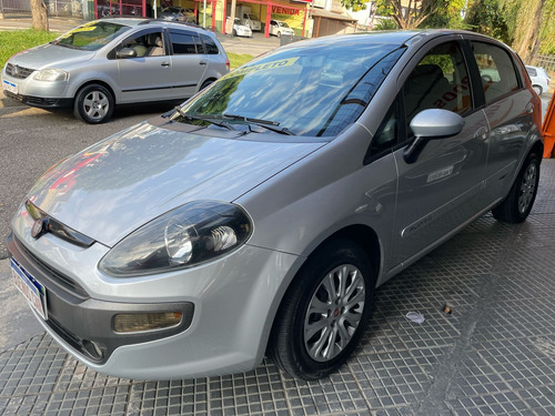 Fiat Punto 1.6 16v Essence Flex 5p