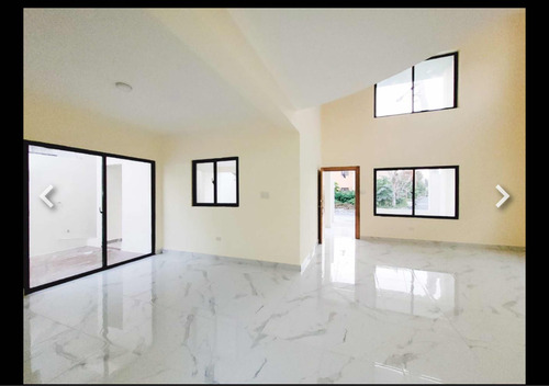 Venta Casa Moderna 2 Niveles San Isidro Cerca A La Ecológica