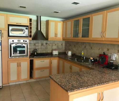 Venta Casa En - Abril Club De Campo -