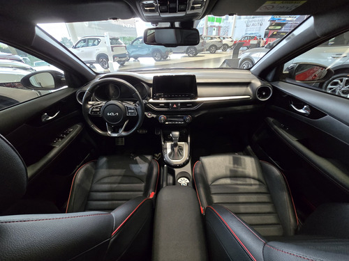 Kia Forte 4p GT L4/1.6/T Aut