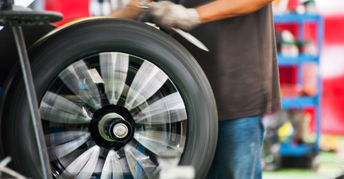 Servicio De Balanceo Profesional Para Auto