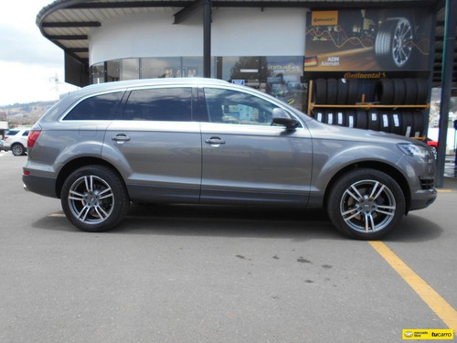 Audi Q7 1