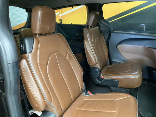 Chrysler Pacifica 2017