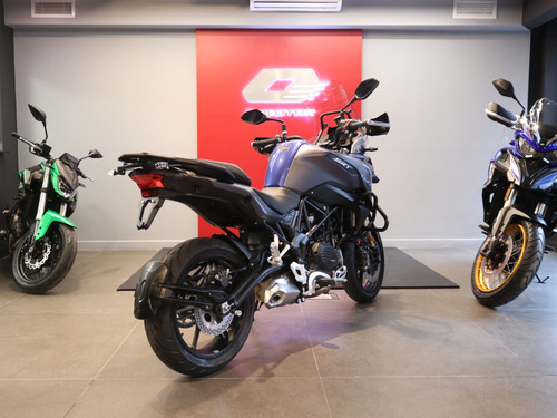 Qj Motor - Srt 550 Azul - Touring