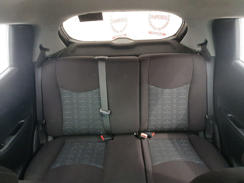 Imagen 11 de 25 de Chevrolet Spark 5 Pts Hb Lt, 14l, At, A/ac R-14