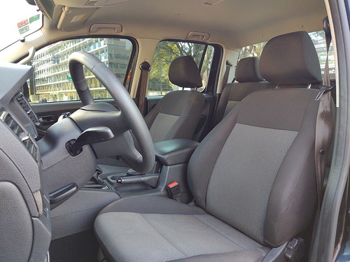 Imagen 14 de 24 de Vw Volkswagen Amarok 2017 Trendline 4x2 Abasto Motors