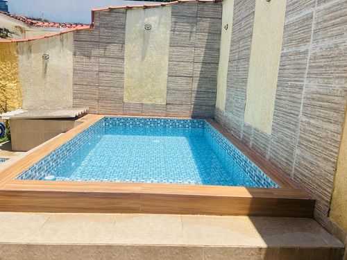 Casa Com Piscina