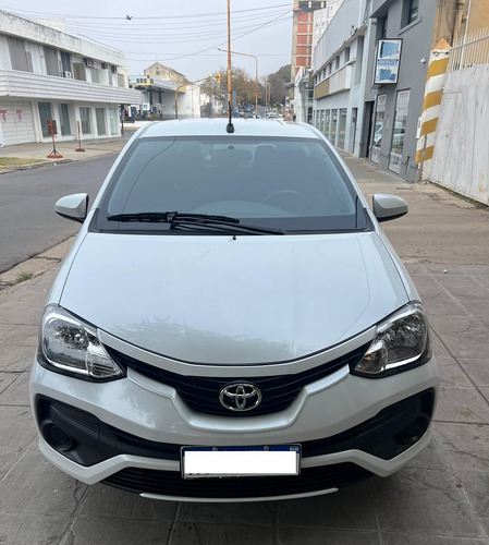 Toyota Etios 1.5 X 6mt My19