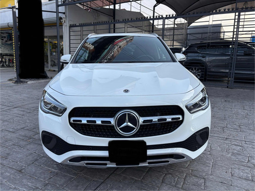 Mercedes-Benz Clase GLA 1.3 200 Progressive