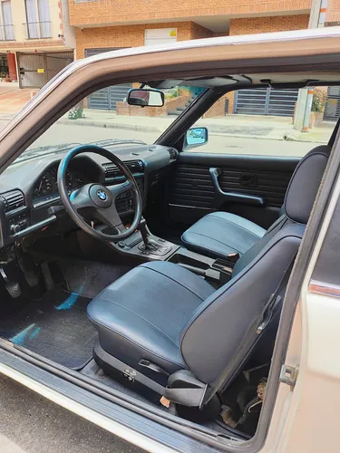 BMW Serie 3 2.3 323i E30 Coupe