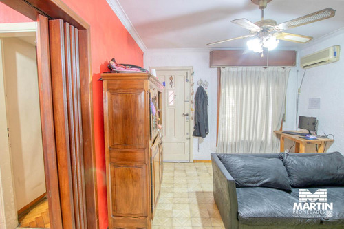 Casa De 4 Ambientes En Martínez Con Cochera Jardín Terraza Y Playroom.