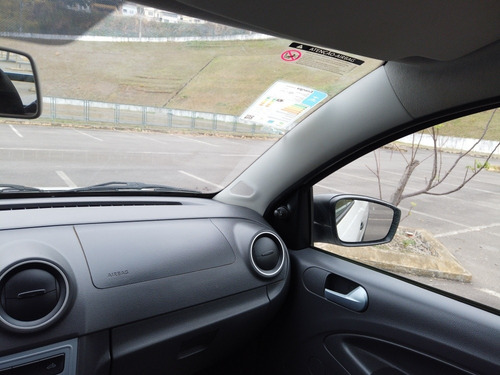 Imagem 4 de 13 de Volkswagen Saveiro 1.6 Robust Cab. Simples Total Flex 2p