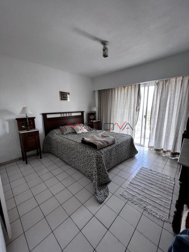 En Venta 2 Dormitorios Parrillero Propio Y Vista Al Mar Gastos Bajos