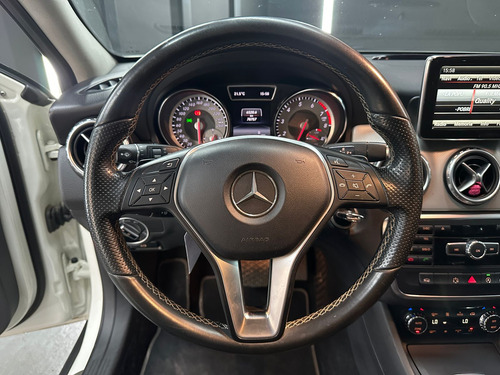 Mercedes Benz Gla 250 4matic Urban