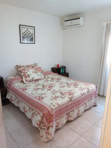 Imagen 7 de 12 de Departamento En Venta - 2 Dormitorios 1 Baño 100mts2 - Villa Carlos Paz