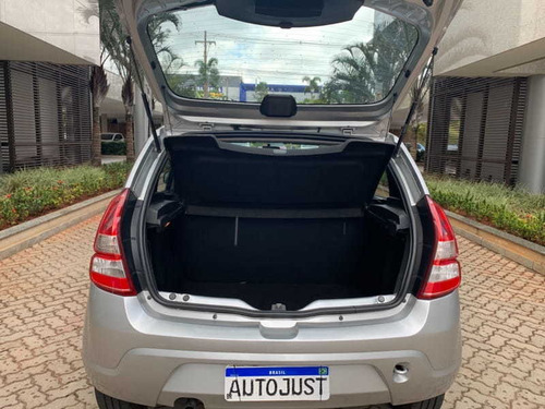 Renault Sandero Expression 1.0