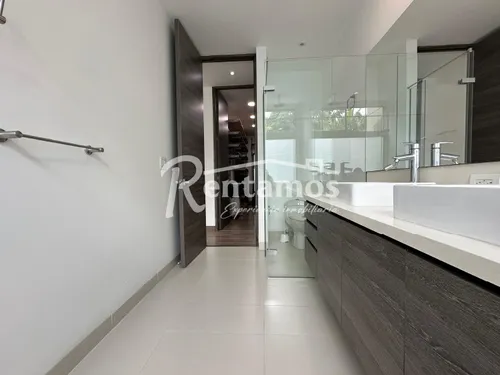 Casa En Arriendo En La Calleja. Cod A775894