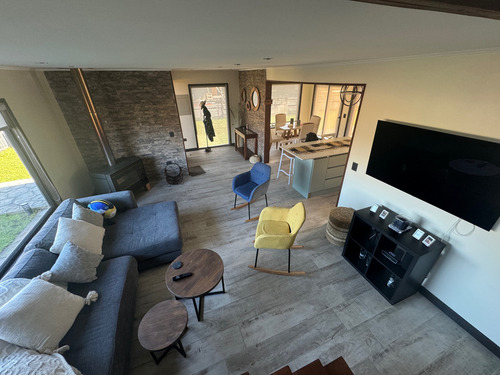 Casa Centrico Condomino Pucón. Estilo Mediterraneo.