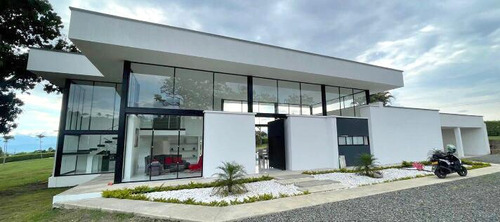 Imagen 4 de 26 de Venta Chalet, La Carmelita / La Virginia