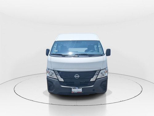 Nissan Urvan 4p Amplia L4/2.5 Man