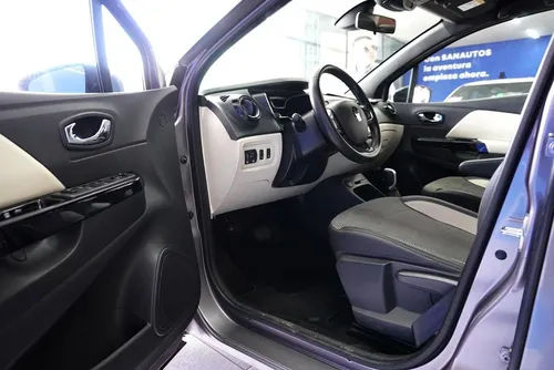 Renault Captur 2.0 Intens Automática