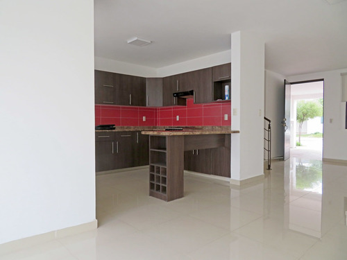 Imagen 5 de 14 de Casa En Renta En Qro Corregidora Pedregal De Schoenstatt Gc