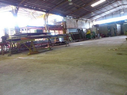 Ml - Venta De Galpón Industrial 1.700m2 Const. 2.640 Mts Terreno - Fila De Mariches - Municipio Sucre