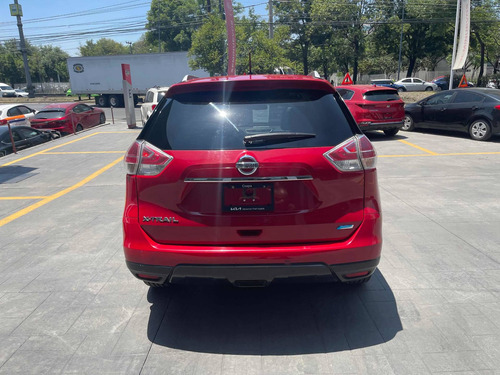 Imagen 18 de 19 de Nissan X-trail 2.5 Exclusive 2 Row Cvt 2016