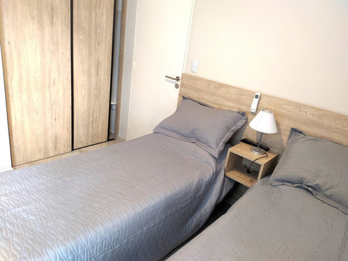 Imagen 11 de 19 de Depto 2 Dormitorio Nuevo! Gran Categoria, Excelente Ubicacion Sobre Calle Rondeau A Metros De Chacabuco