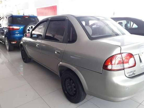 Imagem 4 de 7 de Chevrolet Classic 1.0 Mpfi Ls 8v Flex 4p Manual