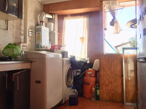 Departamento En Venta De 2 Dorm. En San Bernardo