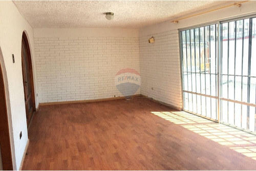 Casa En Venta A Pocas Cuadras De Parque Brasil