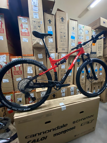 Bicicleta Carbon Elite Fs Slx 12v Canote Retrátil 2021 Caloi Cor Vermelho Tamanho do quadro P