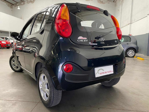 Imagen 4 de 11 de Chery Chery Qq 2018 1.0 Confort Security
