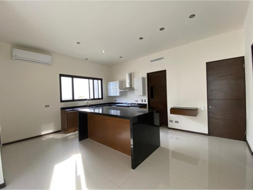 Imagen 4 de 12 de Casa Sola En Venta Residencial Y Club De Golf La Herradura