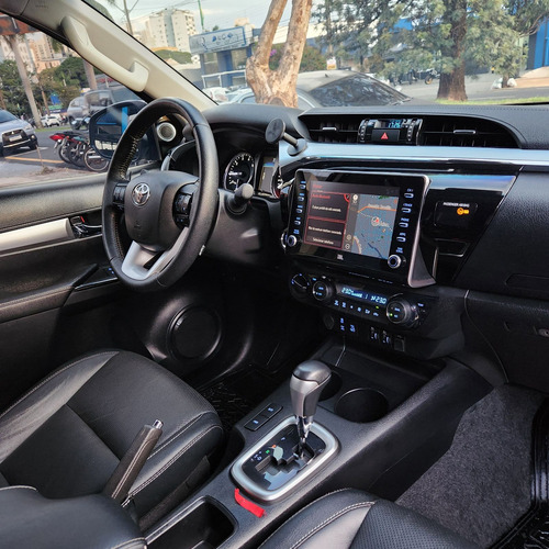 Toyota Hilux CD SRX 4x4 2.8 TDI 16V Diesel Aut.