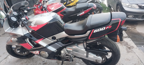 Honda  Cbr 600 F2