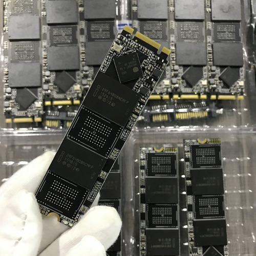 Imagen 2 de 4 de 256gb Disco Solido Ssd On800 M.2 M2 Ngff Sata 3 2242/2280