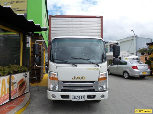 Imagen 2 de 25 de Jac Hfc