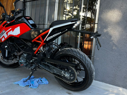 Imagen 3 de 8 de Ktm Duke 250 2018 Unico Dueño!