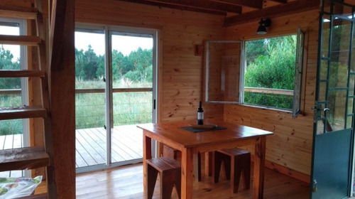 Imagen 4 de 15 de Hermosa Cabaña En Venta - En La Tranquilidad Del Bosque - Punta Del Diablo