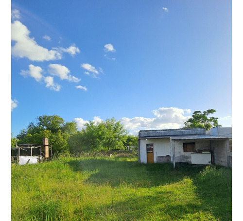 M Se Vende Casa A Reciclar Por Av Oliver Con Amplio Terreno