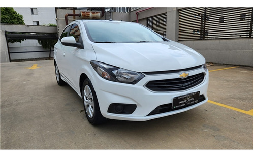 Chevrolet Onix 1.4 MPFI LT 8V FLEX 4P MANUAL