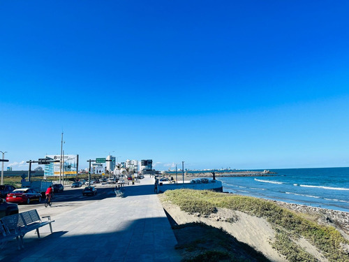 Oficina En Renta En Veracruz, Col Centro Boca Del Río, Veracruz.