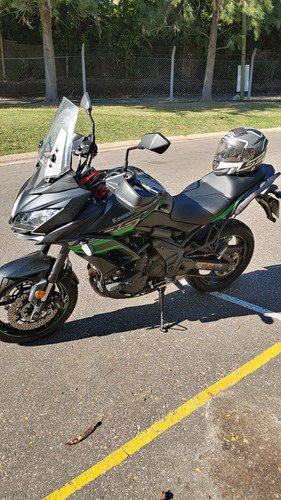 Imagen 9 de 15 de Kawasaki Versys 650 Con Cubrepuñoa Givi